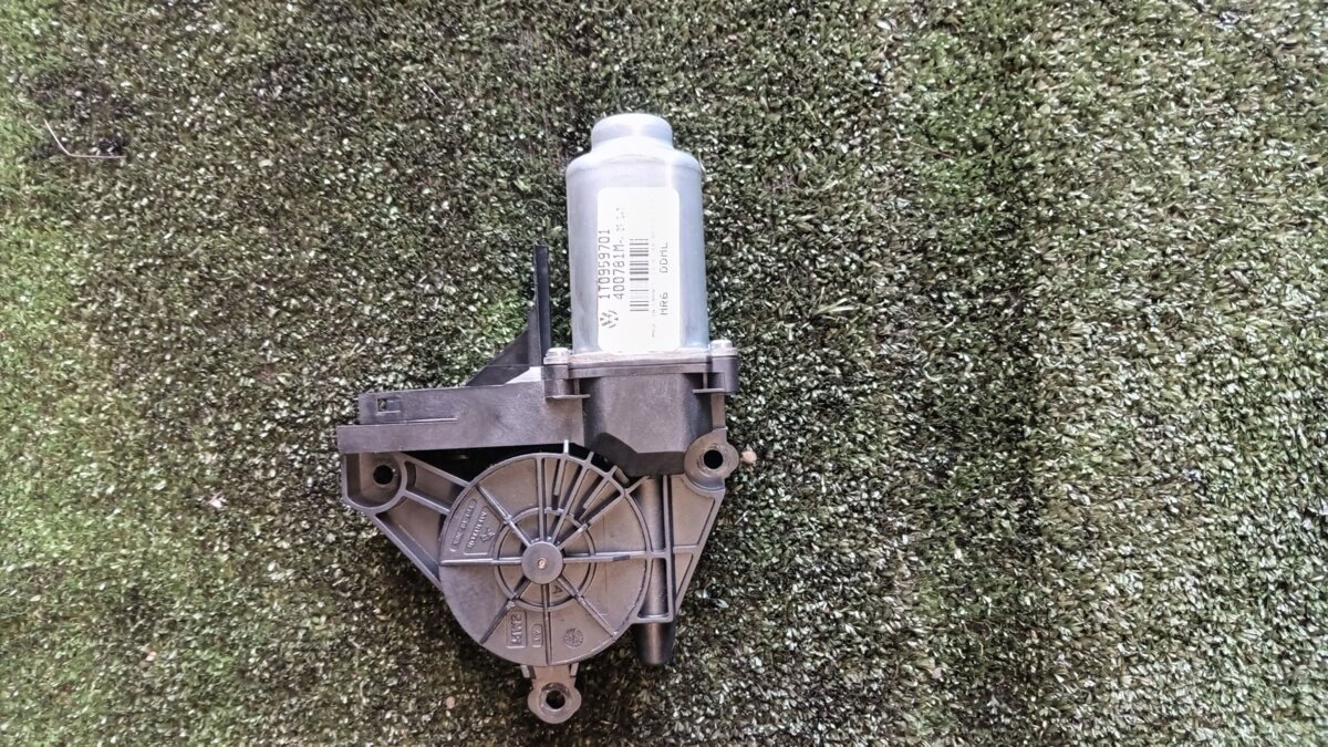 Моторчик склопідйомника Volkswagen Touran I (2003-2010) 1T0959701