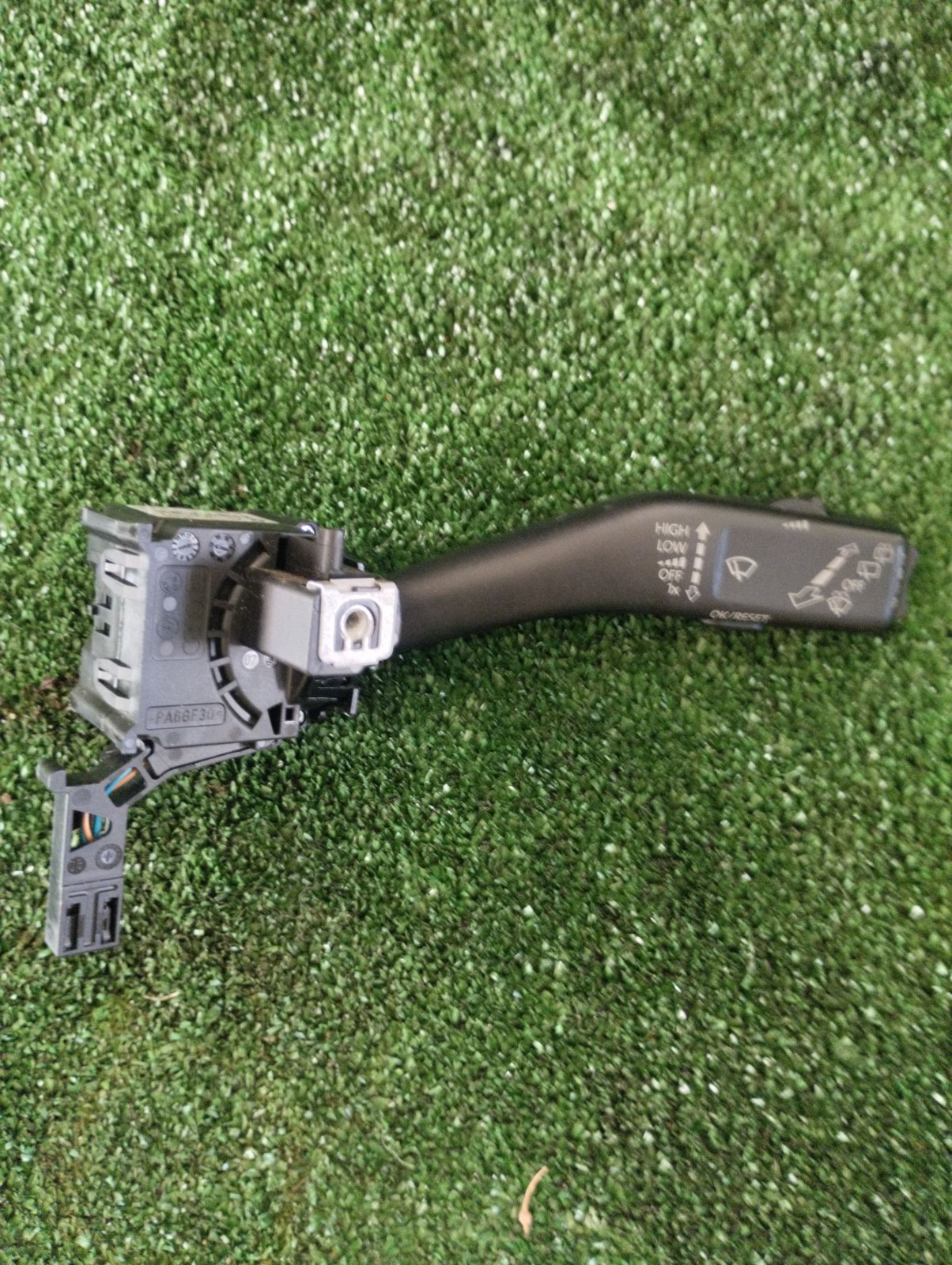 Переключатель двірників Volkswagen Touran I (2003-2010) 1K0953519J