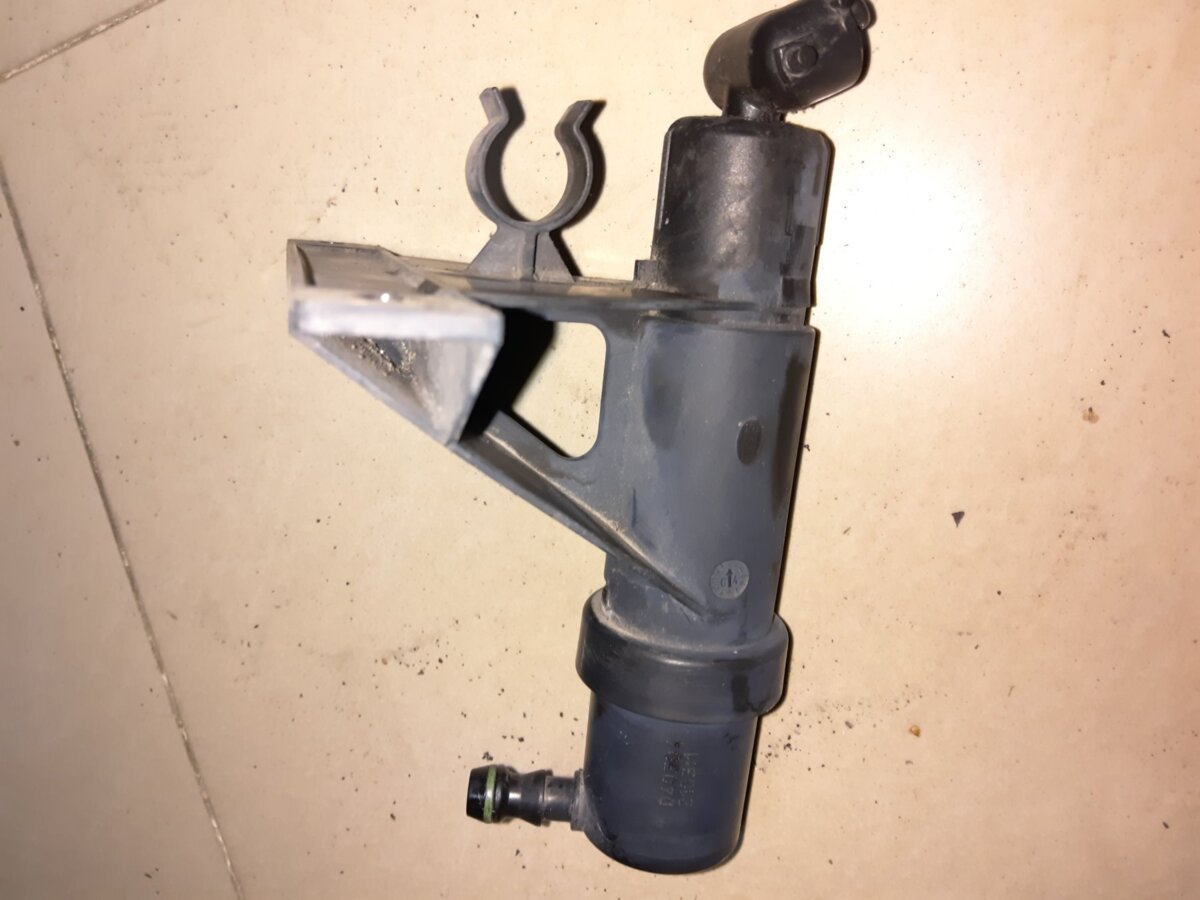 Під&#x27;ємний циліндр Volkswagen Touran I (2003-2010) 1T0955978