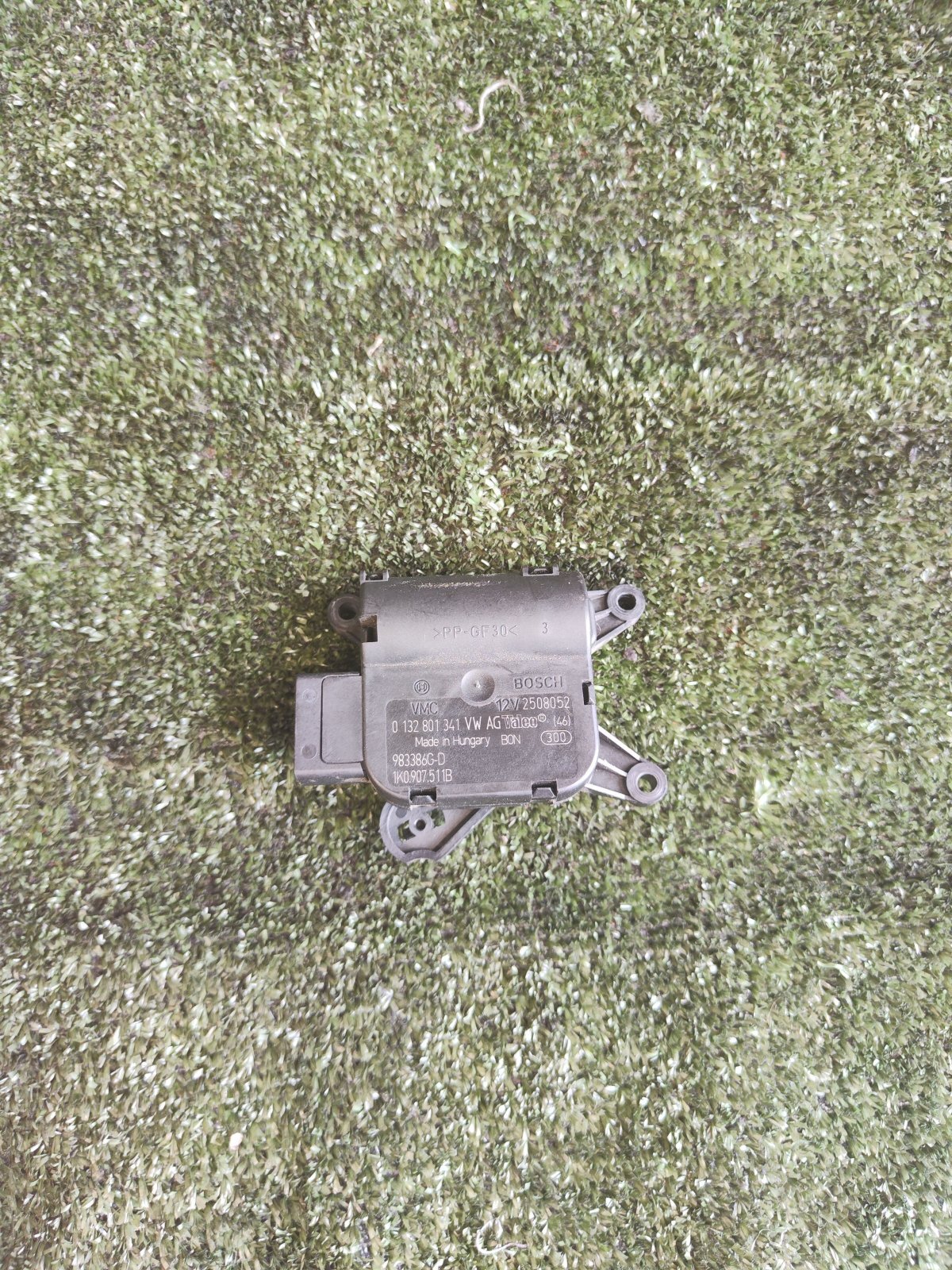 Привід заслонки пічки Volkswagen Touran I (2003-2010) 1K0907511B