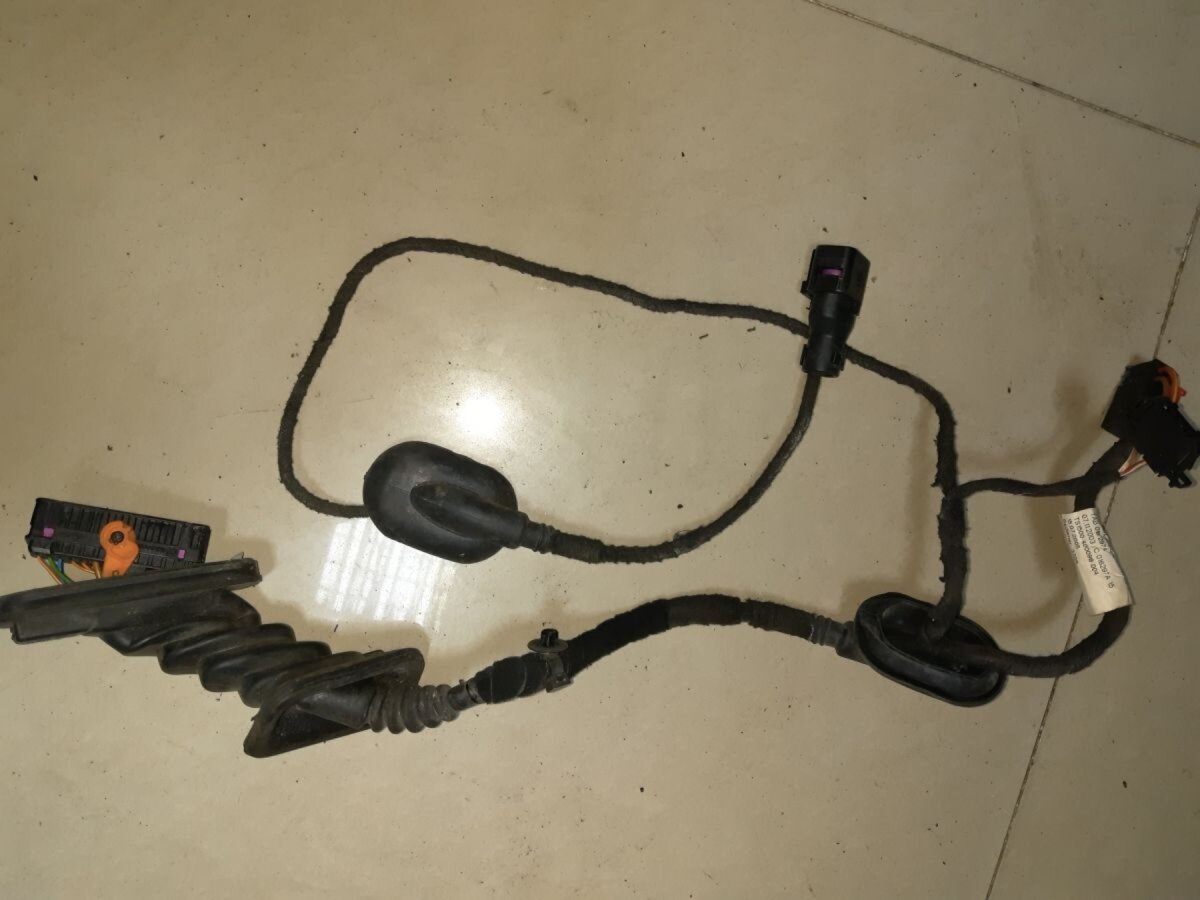 проводка передней левой двери Volkswagen Touran I (2003-2010) 1T0971120L